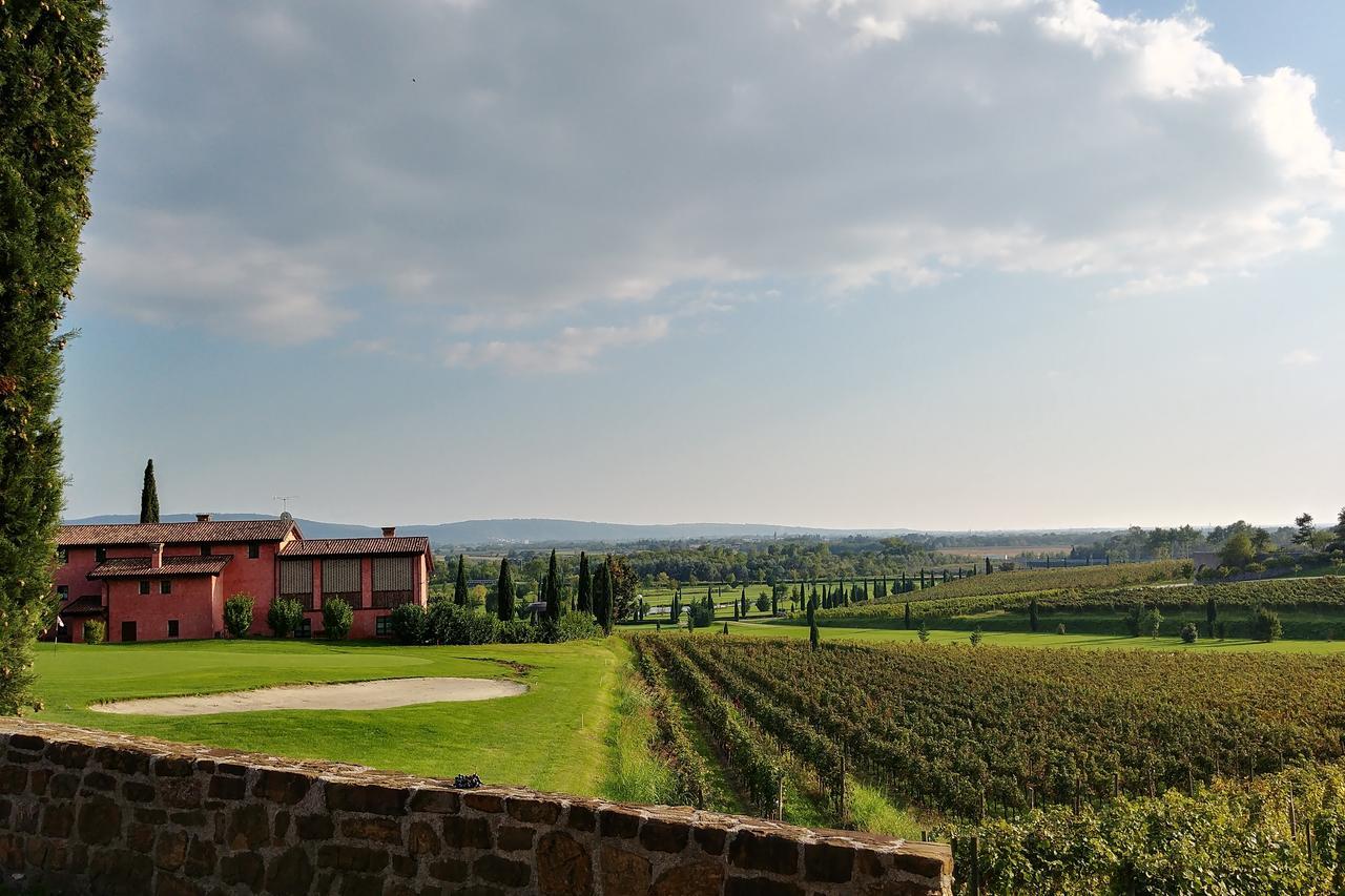 Casale In Collina Pensionat Capriva del Friuli Eksteriør billede