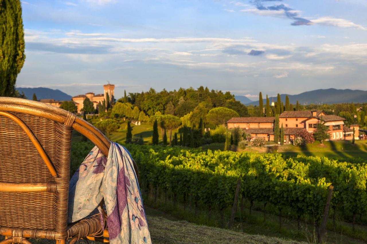Casale In Collina Pensionat Capriva del Friuli Eksteriør billede