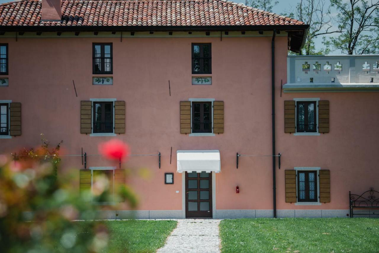Casale In Collina Pensionat Capriva del Friuli Eksteriør billede