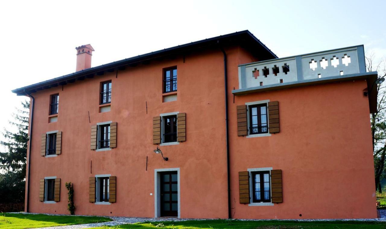 Casale In Collina Pensionat Capriva del Friuli Eksteriør billede