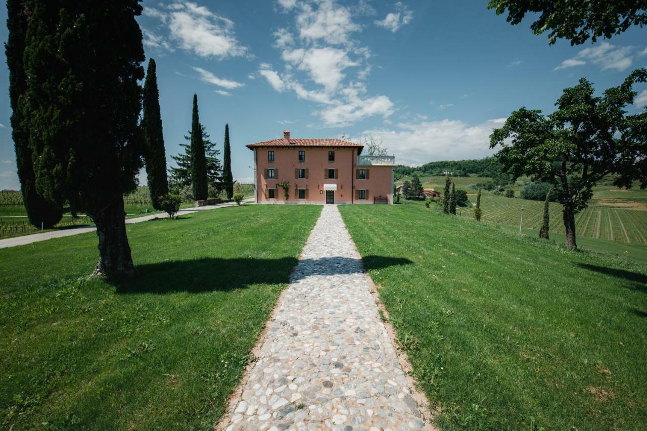 Casale In Collina Pensionat Capriva del Friuli Eksteriør billede